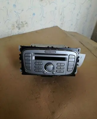 Ford Focus Radio/CD/DVD/GPS head unit 8M5T18C815AB