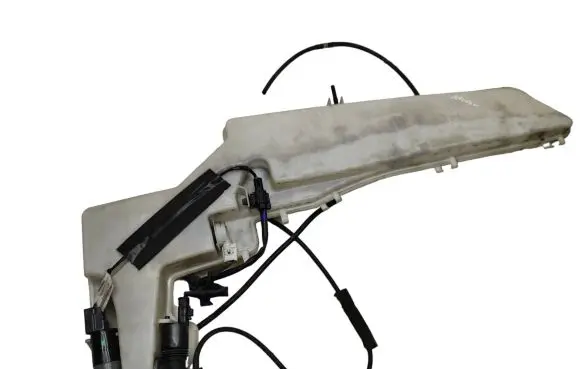 Nissan Navara D23 Windshield washer fluid reservoir/tank 289104KJ0A 289104KJ0B
