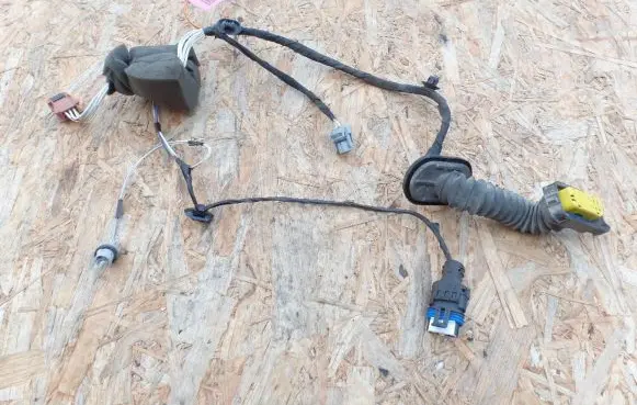 Renault Laguna II Rear door wiring loom 8200276466A 8200276466