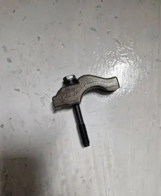 Opel Meriva B Fuel Injector clamp holder SB5-1