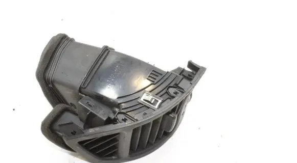 KIA Sorento Dashboard air vent grill cover trim 974902P000
