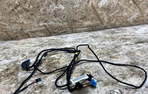 Mercedes-Benz SL R230 Front door wiring loom A2308202415