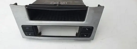 BMW 5 E60 E61 Glove box 9156030 9140333 9137883