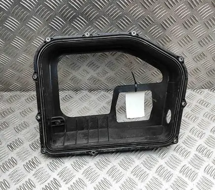 Skoda Enyaq iV Intercooler air guide/duct channel 1EB260377A