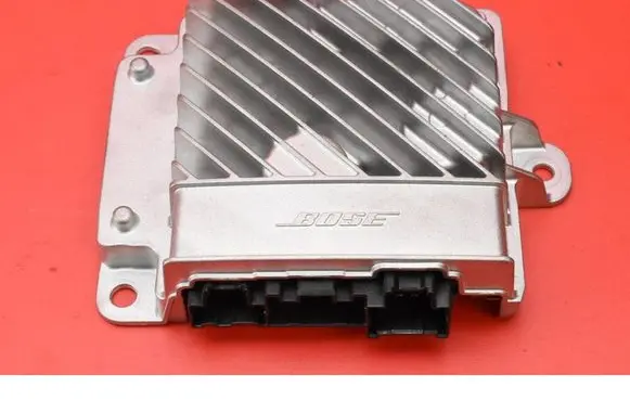 Mazda MX-5 NA Miata Sound amplifier N24366A20C