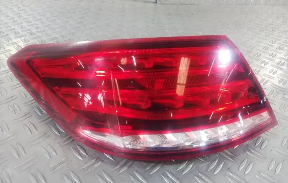 Mercedes-Benz E C207 W207 Rear/tail lights A2079063300 614401