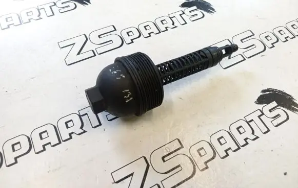 BMW 5 E60 E61 Oil filter cover 