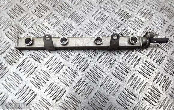 Hyundai i20 (PB PBT) Fuel main line pipe