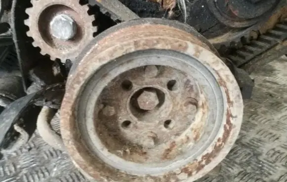 Ford Mondeo MK II Crankshaft pulley