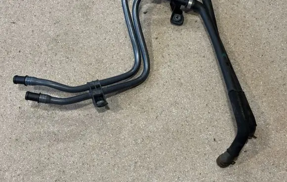 Porsche Taycan 9J1 Engine coolant pipe/hose 9J1121151