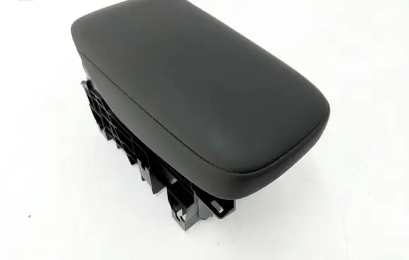Honda HR-V Center console 83411-3M0-J0