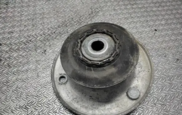 BMW 3 E46 Front upper strut mount 