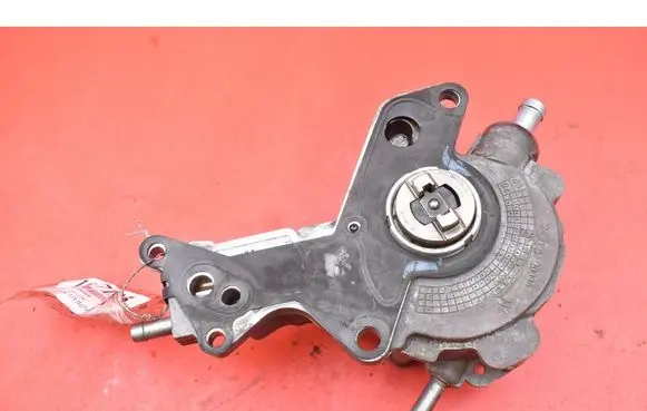 Audi A4 S4 B7 8E 8H Vacuum pump 038145209K
