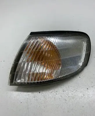 Nissan Almera N16 Front indicator light 3419L