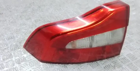 Volvo S80 Rear/tail lights