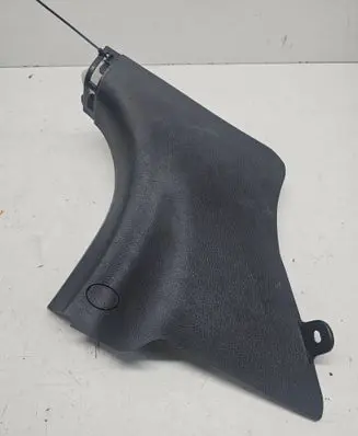Foot area side trim