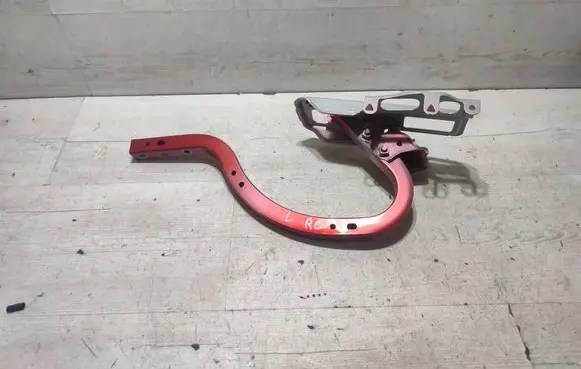 Lexus RC Tailgate/trunk/boot hinge