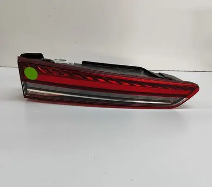 Skoda Kodiaq II Tailgate rear/tail lights 57H945093