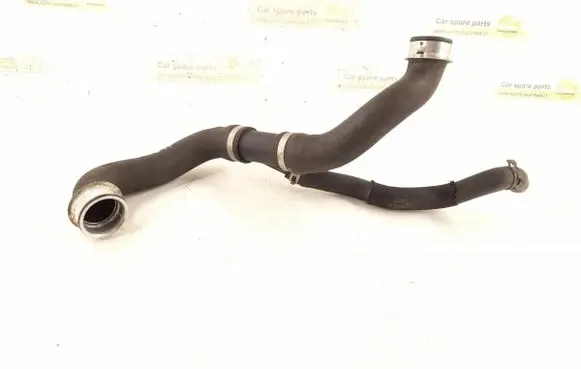 Mercedes-Benz C W204 Engine coolant pipe/hose 2045014082 2048306496