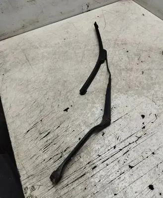 Volvo S70 V70 V70 XC Windshield/front glass wiper blade 