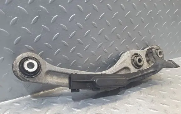 Volkswagen Phaeton Rear control arm 4E0505361