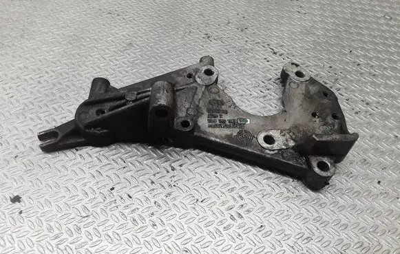 Audi A6 S6 C6 4F Fuel pump bracket 059130147H