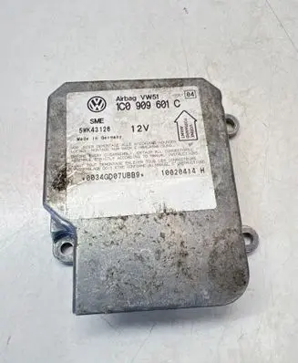 Volkswagen Golf IV Airbag control unit/module 1C0909601C