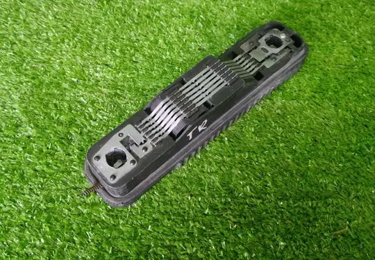 Opel Vivaro Tail light bulb cover holder 25467008
