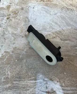 Volvo C40 Radiator active air flap actuator 115985500 21200013