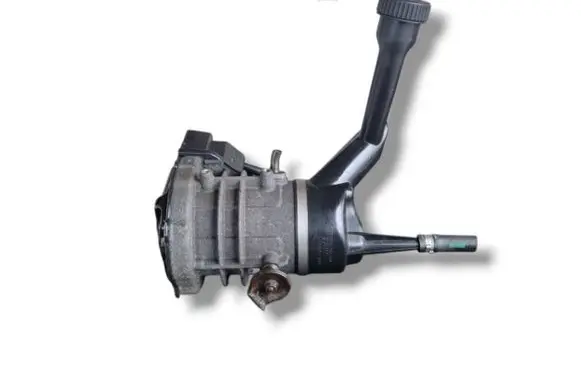 Citroen C4 Grand Picasso Power steering pump 9673535880
