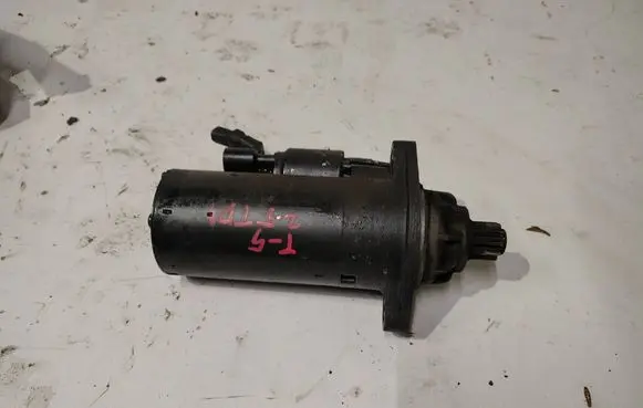 Volkswagen Transporter - Caravelle T5 Starter motor 