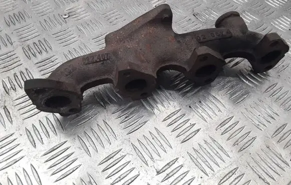 Renault Clio II Exhaust manifold 102022407