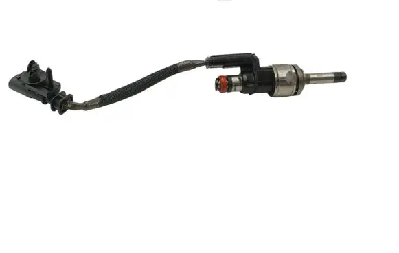 Volvo XC90 Fuel injector 31432778