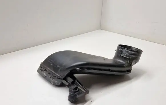 Ford Ecosport Air intake duct part GN159C676AC
