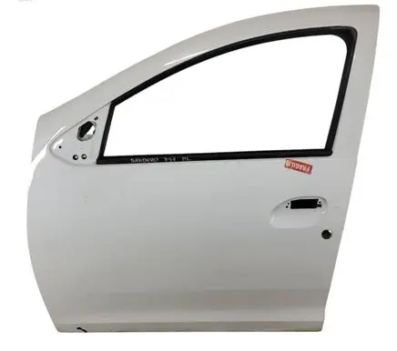 Dacia Sandero Front door