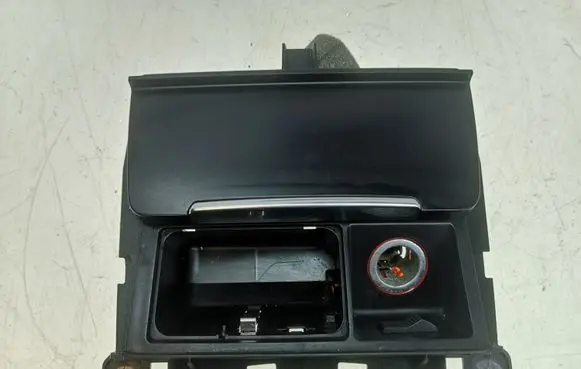 Audi A4 S4 B8 8K Car ashtray 8K0857951