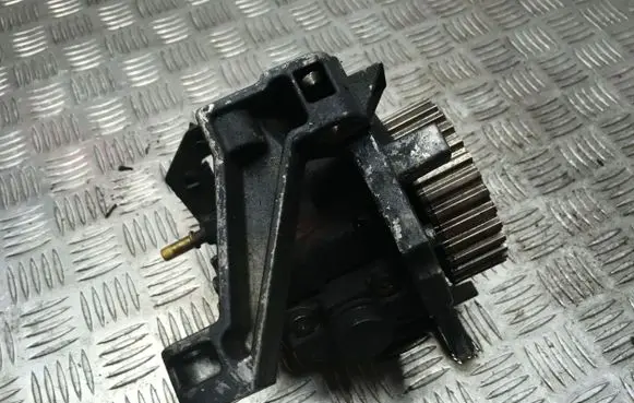 Ford Focus Fuel injection high pressure pump 9654959880