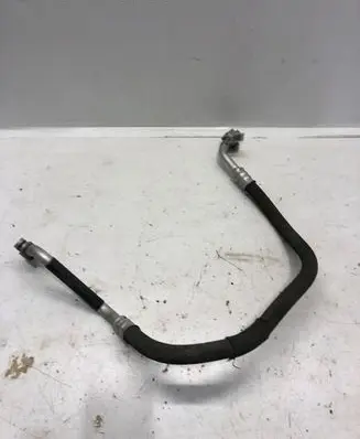 Audi A4 S4 B8 8K Air conditioning (A/C) pipe/hose 8t0260701n