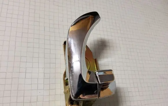 KIA Sorento Rear door interior handle F123