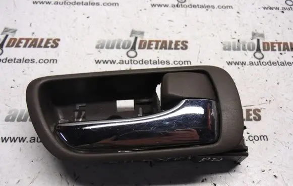 Toyota Camry Front door interior handle 6920533030