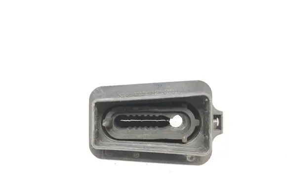 Peugeot 3008 II Radiator mount bracket 9673630480
