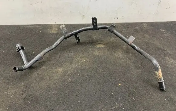 Audi A6 S6 C7 4G Engine coolant pipe/hose 04L122157BA