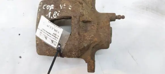 Toyota Corolla Verso E121 Front brake caliper