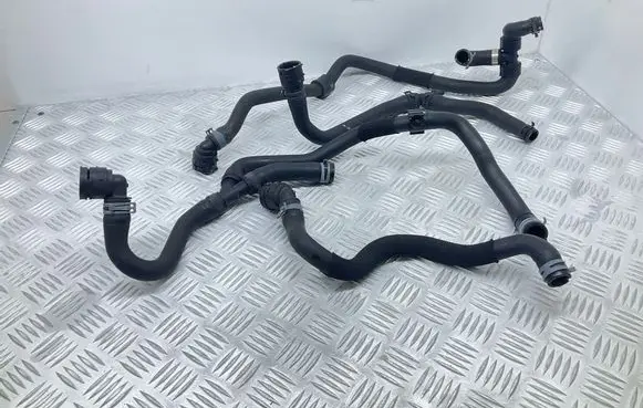 Skoda Kamiq Engine coolant pipe/hose 2Q0122051AD 1K0122291BN 3B0122291B
