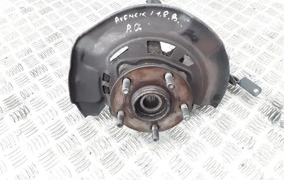 Toyota Avensis T270 Front wheel hub spindle knuckle F23R6 090109