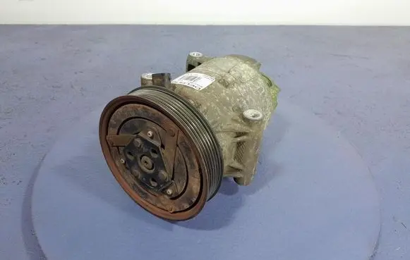 Renault Scenic II - Grand scenic II Air conditioning (A/C) compressor (pump) 8200470242