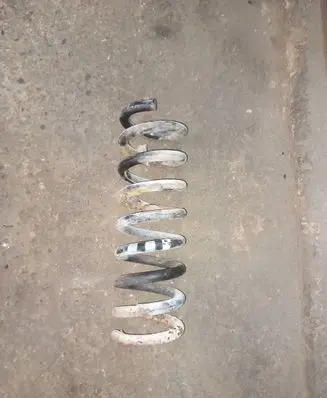 Mercedes-Benz C W203 Rear coil spring