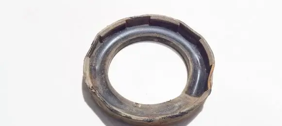 Honda Element Front coil spring rubber mount 