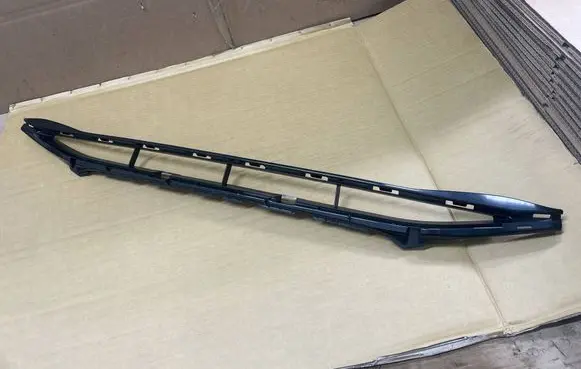 Audi A4 S4 B8 8K Front bumper lower grill AD13D12 8K0807647A