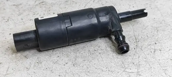 BMW X5 E53 Headlight washer pump 8377430 2504CZ